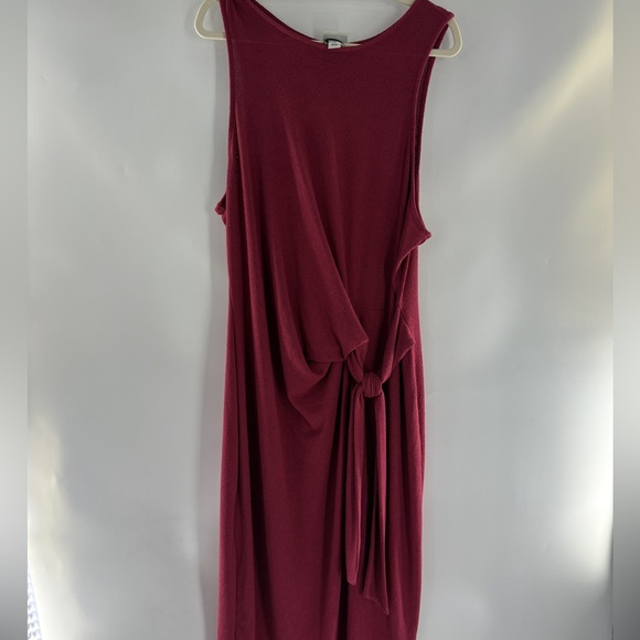 Ava & Viv Sleeveless Midi Dress in Rich Pink - Picture 2 of 8